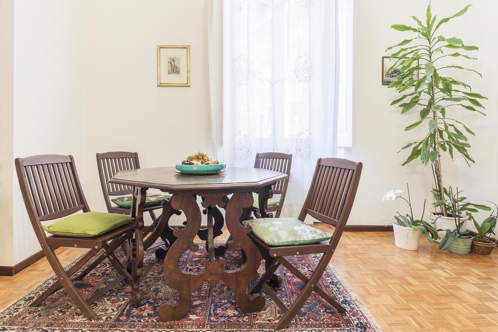 Flower'S Market Apartment - Charme Holidays Rom Eksteriør billede