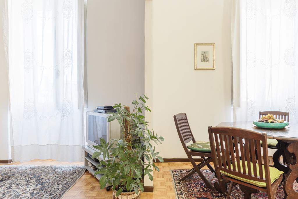 Flower'S Market Apartment - Charme Holidays Rom Eksteriør billede